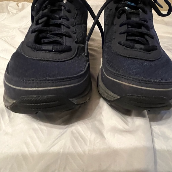 NWOB Abeo Allbirds Pro Sneakers - Picture 9 of 13